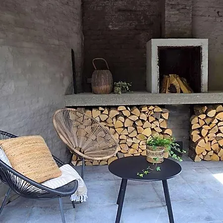 La Petite Maison Γάνδη