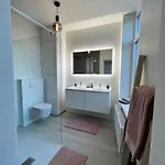 La Petite Maison *